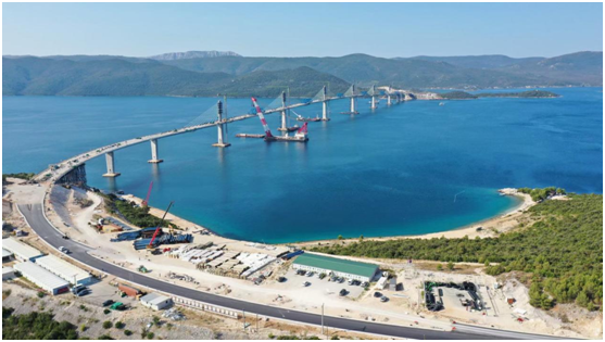 克羅地亞佩列沙茨跨海大橋施工現(xiàn)場 克羅地亞佩列沙茨跨海大橋施工現(xiàn)場